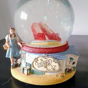 San Francisco Music Box Wizard of Oz Ruby Slippers Musical Snow Globe